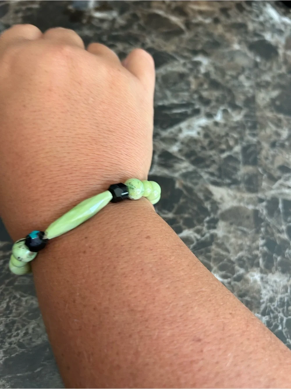 N/A bright green